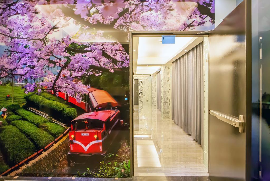 Vintage Apple Hotel Taipei Exterior photo