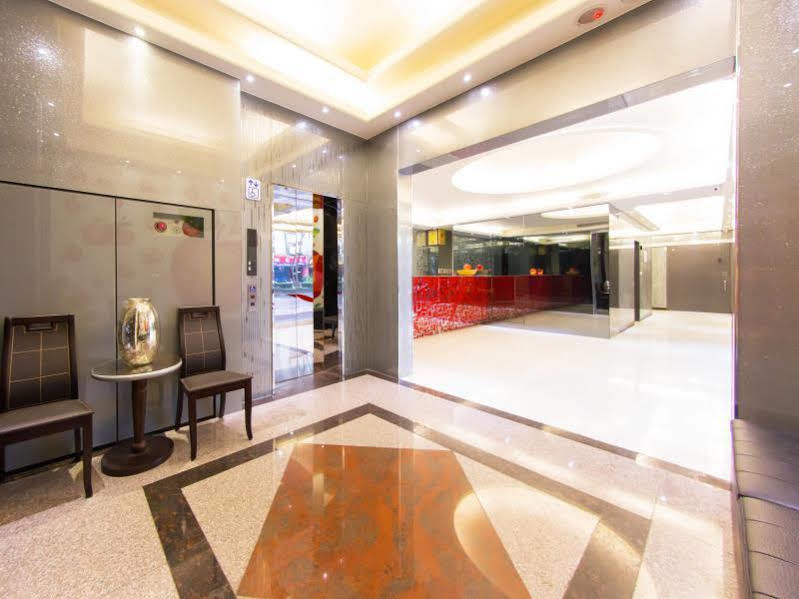 Vintage Apple Hotel Taipei Exterior photo
