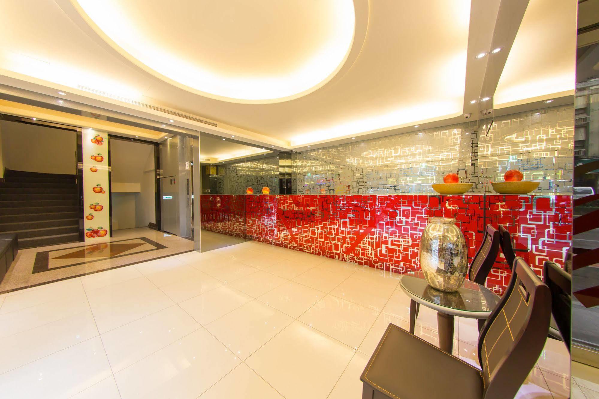 Vintage Apple Hotel Taipei Exterior photo