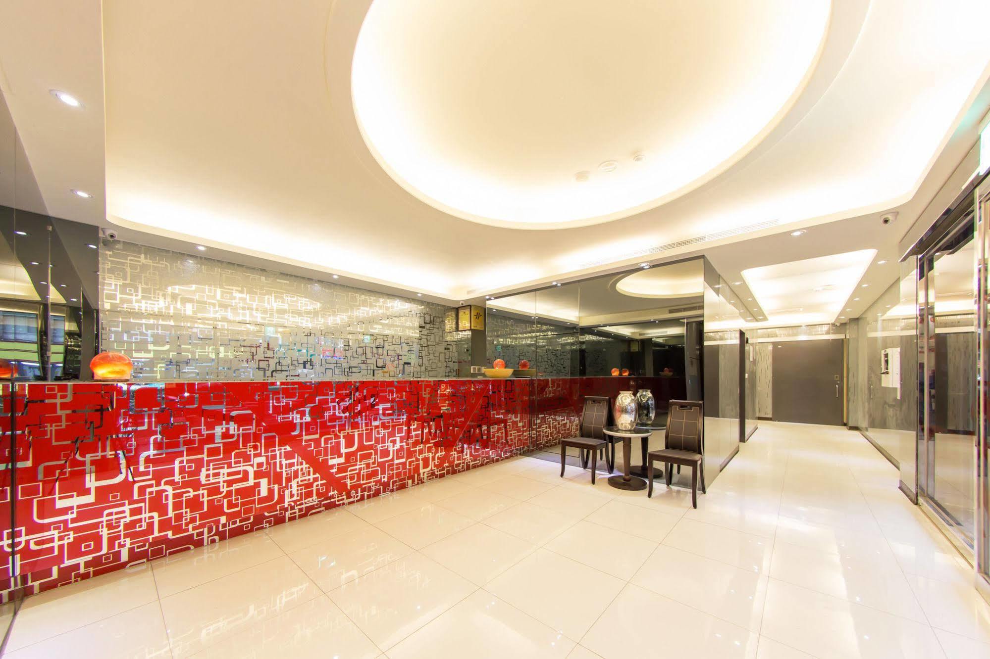 Vintage Apple Hotel Taipei Exterior photo